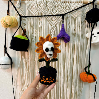 Spooky Crochet Halloween Flowers – Handmade Decor