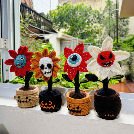 Spooky Crochet Halloween Flowers – Handmade Decor