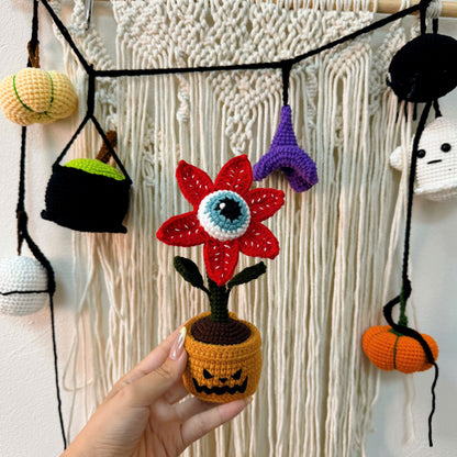 Spooky Crochet Halloween Flowers – Handmade Decor